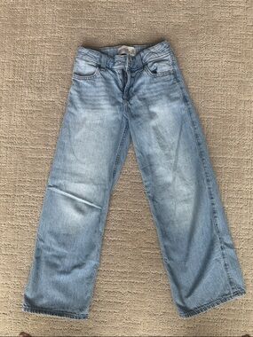 Abercrombie Kids Light Wash High rise ultra wide leg jean